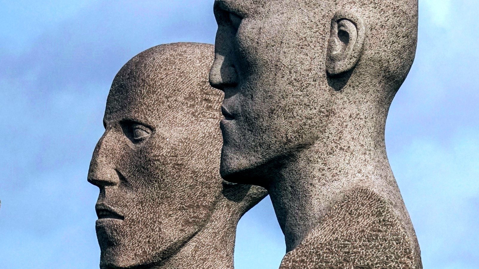 Dodekalitten to hoveder