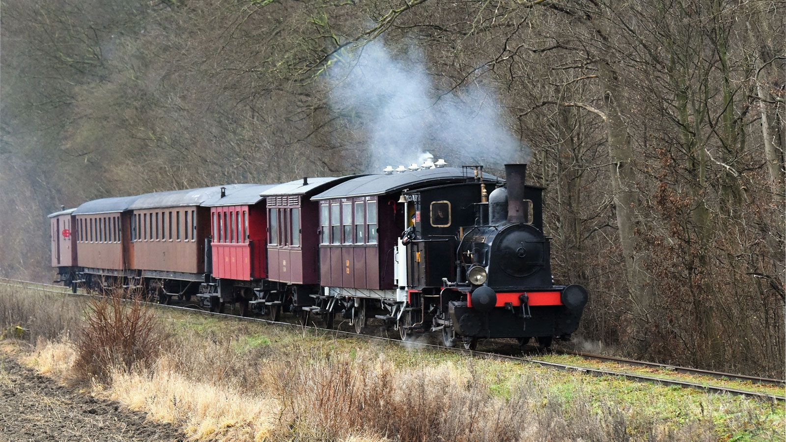 Museum railroad fall