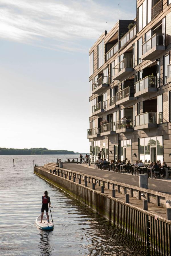 Nykøbing Falster Slotsbryggen paddleboard
